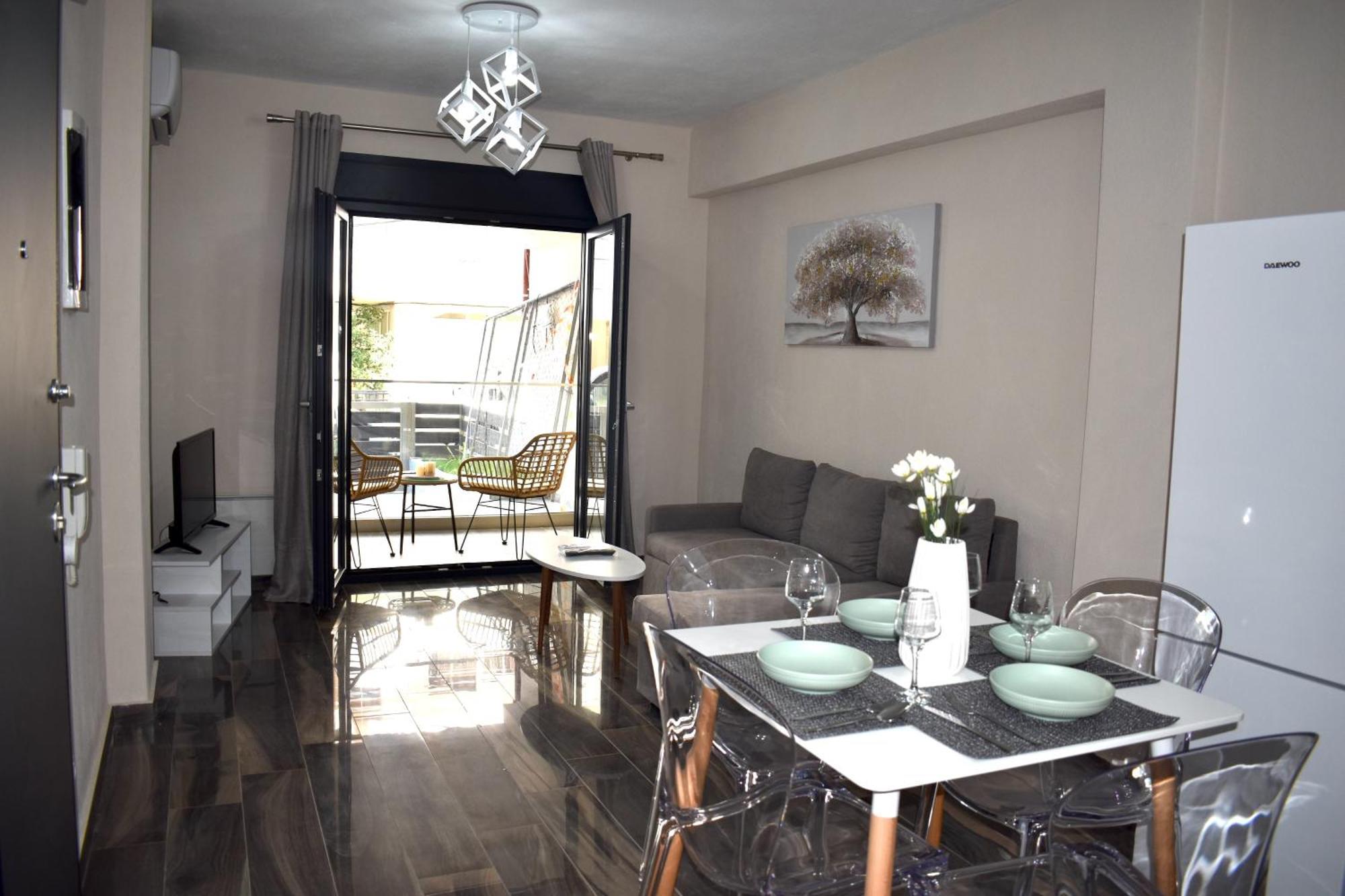 The Modernist Apartment *
